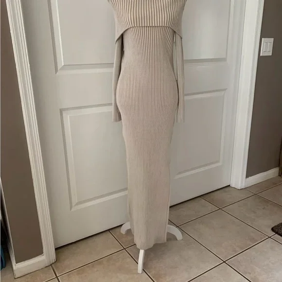 Mini Dress Anthropologie Off The Shoulder Dress Anthropologie Off-shoulder Sweater Midi Dress Size Small Mini Dress Anthropologie Off The Shoulder Dress Anthropologie Off-shoulder Sweater Midi Dress Size Small